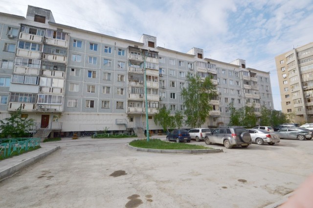 4 комн., 71 м², КПД, ТЦ "Олонхо" 20