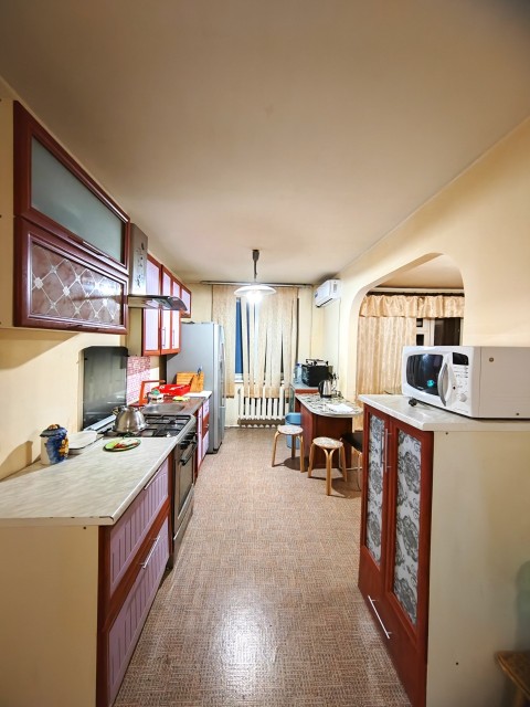 4 комн., 72 м², КПД, Крытый рынок