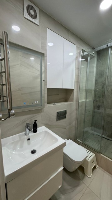 4 комн., 91 м², Блочный, 203 мкрн. 8