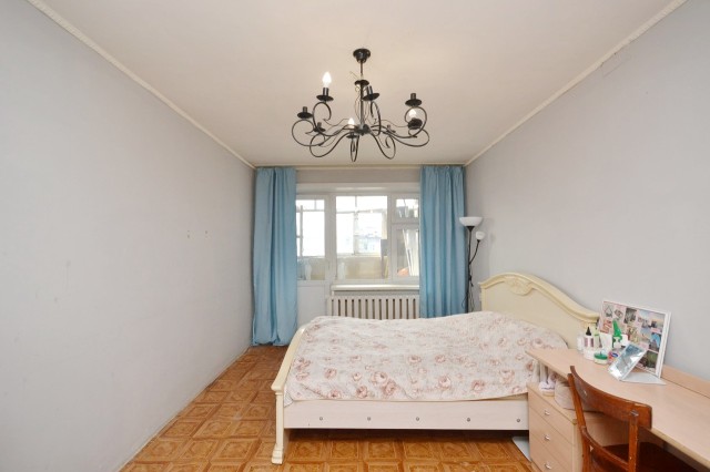 4 комн., 71 м², КПД, ТЦ "Олонхо"