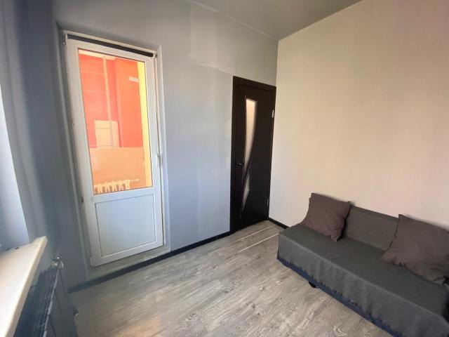 Студия, 112 серия, Авиапорт 7