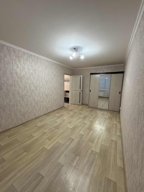 1 комн., 35 м², КПД, Центр - район пл. Орджоникидзе 19