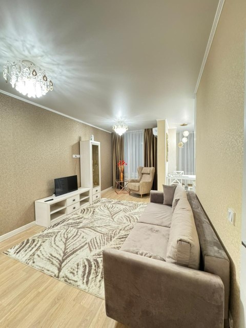 2 комн., 66 м², Монолитно-каркасный, Глазная больница 3