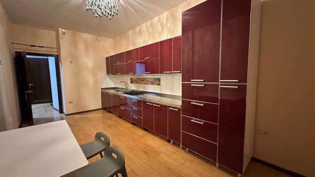 2 комн., Инд. планировка, Крестьянский рынок, стадион "Туймаада" 7