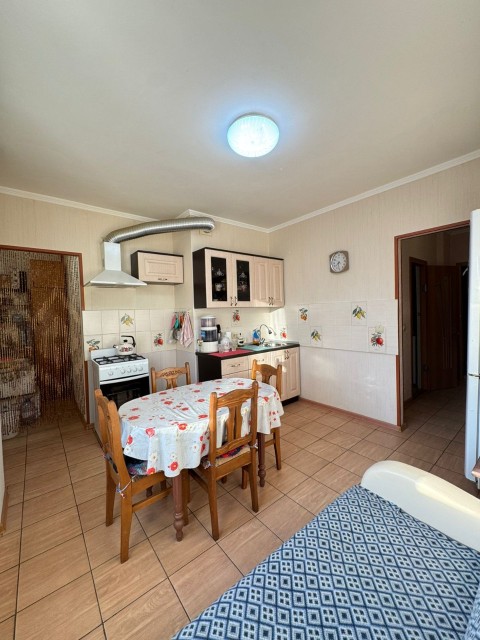 1 комн., 44 м², Монолитно-каркасный, Площадь Победы 2