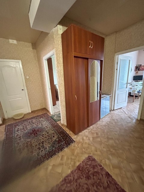 2 комн., 64 м², 112 серия, Сахацирк 7