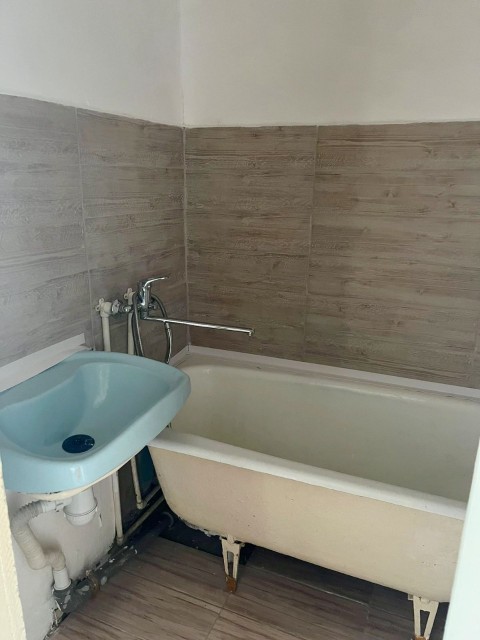 2 комн., 53 м², Блочный, Улус 7