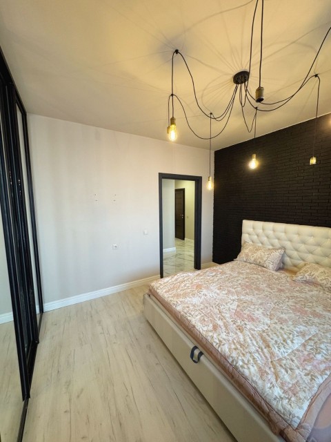 2 комн., 52 м², Монолитно-каркасный, Рынок Столичный 10