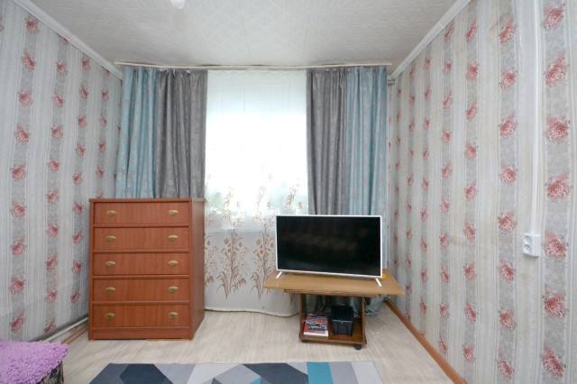 3 комн., 52 м², Дерев. ч/б, Сайсары 11