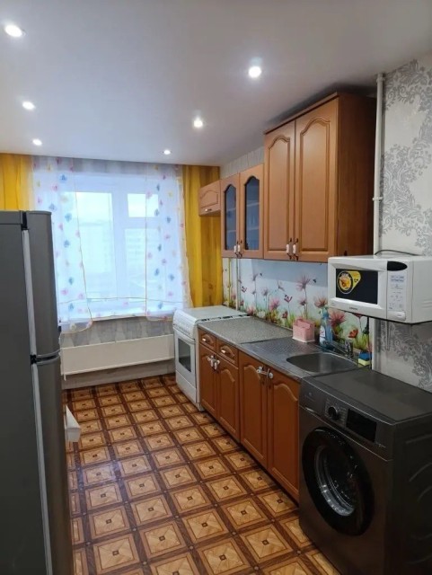 1 комн., 37 м², КПД, Сахацирк 7