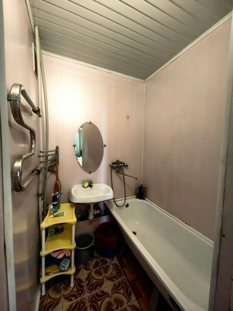 3 комн., 62 м², КПД, 202 мкрн. 8