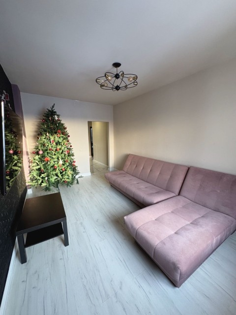 2 комн., 52 м², Монолитно-каркасный, Рынок Столичный 3