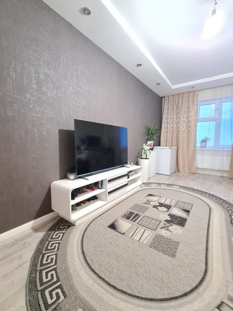 3 комн., 79 м², Блочный, 103 квартал (Ростелеком) 2