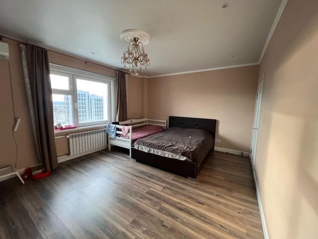 3 комн., Блочный, Сайсары 7