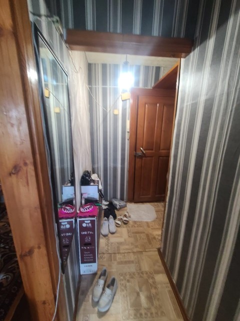 2 комн., 40 м², Хрущевка, Площадь Победы 15