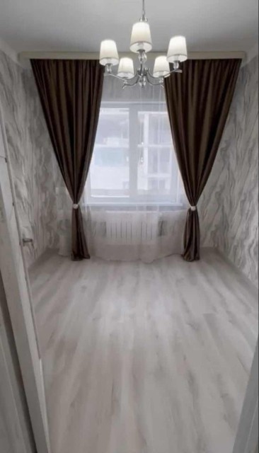 3 комн., 55 м², Монолитно-каркасный, Глазная больница 8