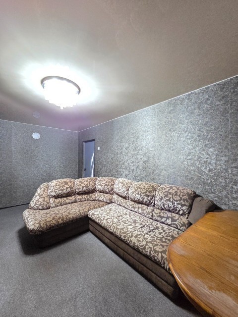 4 комн., 72 м², КПД, Центр - район пл. Комсомольская 9