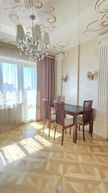 3 комн., 94 м², Блочный, Апельсин 4