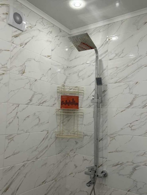 3 комн., 55 м², Монолитно-каркасный, Глазная больница 3