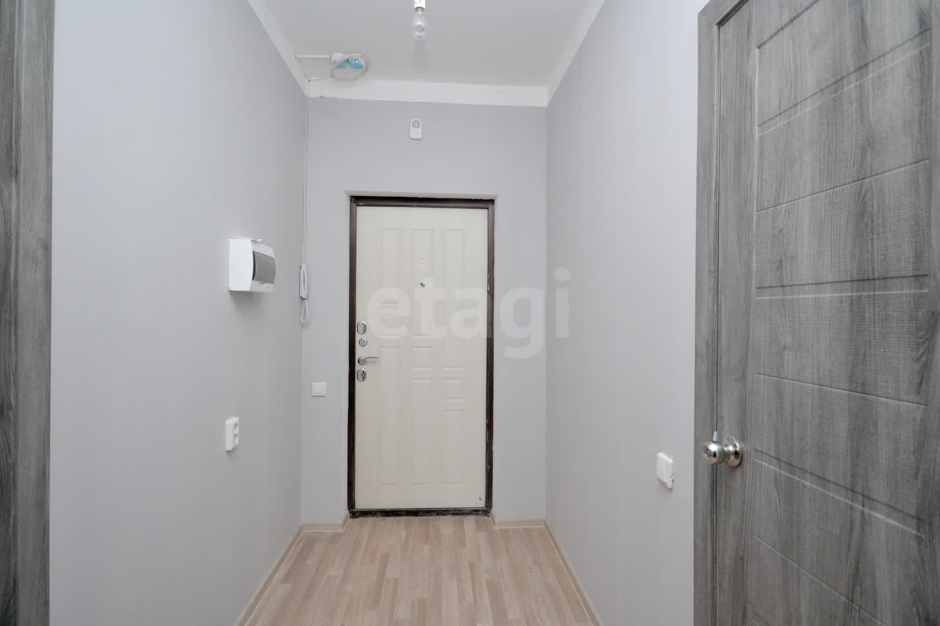 1 комн., 33 м², Инд. планировка 5