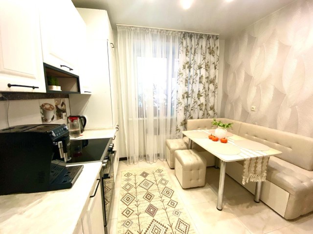 2 комн., 57 м², Блочный, Крытый рынок 9