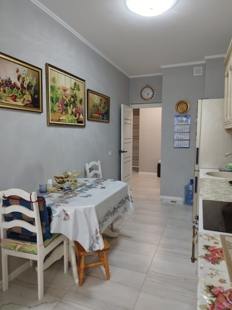 2 комн., 61 м², Монолитно-каркасный, Сайсары 2