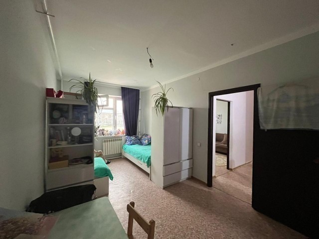 3 комн., 63 м², Блочный, Улус 4