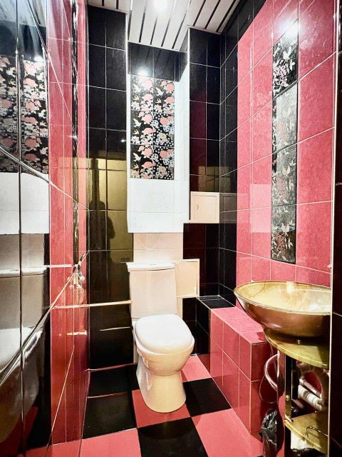 3 комн., 103 м², Инд. планировка, Сахацирк 19