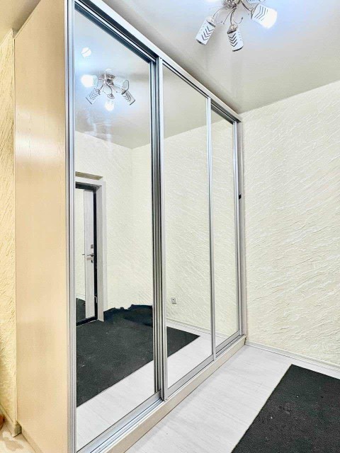 3 комн., 103 м², Инд. планировка, Сахацирк 10