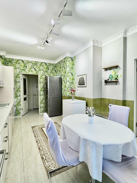 3 комн., 103 м², Инд. планировка, Сахацирк 3