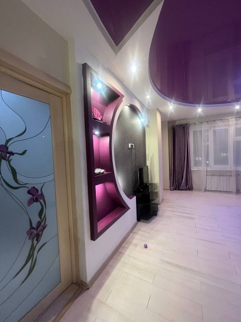 3 комн., 96 м², Блочный, Авиапорт 7