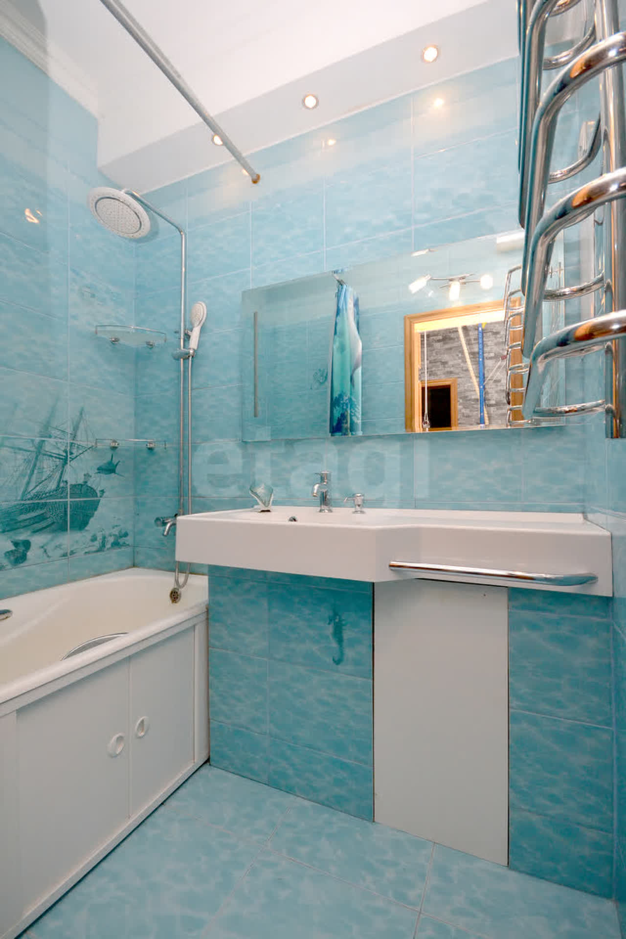 3 комн., 80 м², Инд. планировка 8