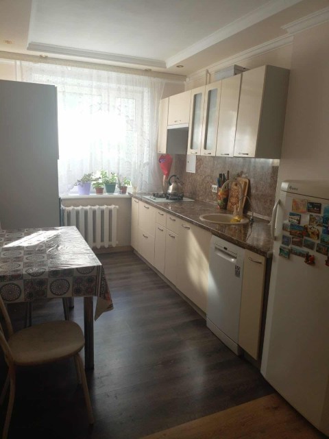 3 комн., 61 м², КПД, Крытый рынок