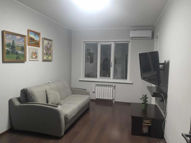 1 комн., 43 м², Монолитно-каркасный, 203 мкрн.