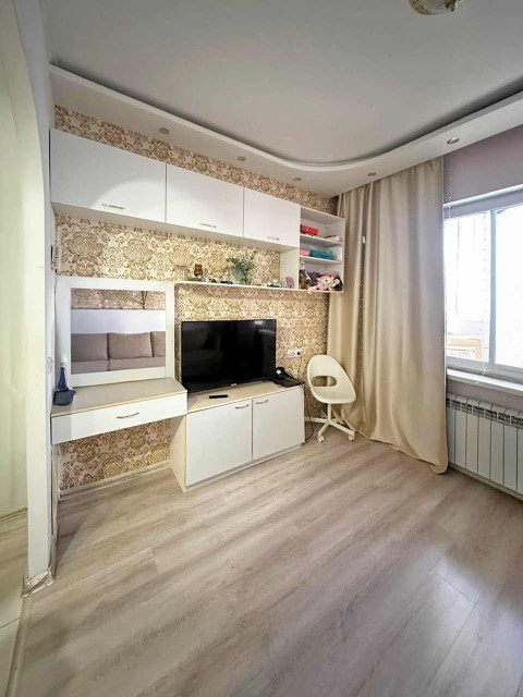 Студия, 28 м², Монолитно-каркасный, Крестьянский рынок, стадион "Туймаада"