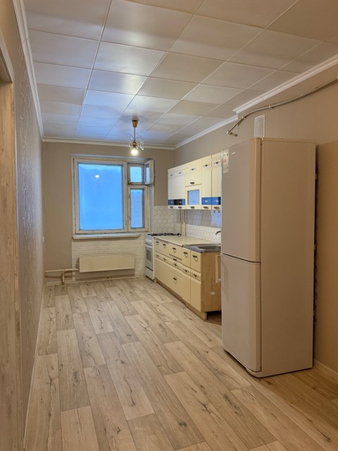 1 комн., 35 м², КПД, 202 мкрн. 10