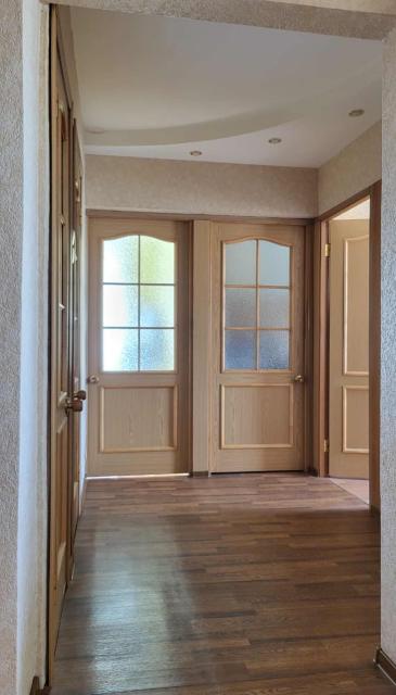 4 комн., 73 м², КПД, Центр - район пл. Орджоникидзе 2