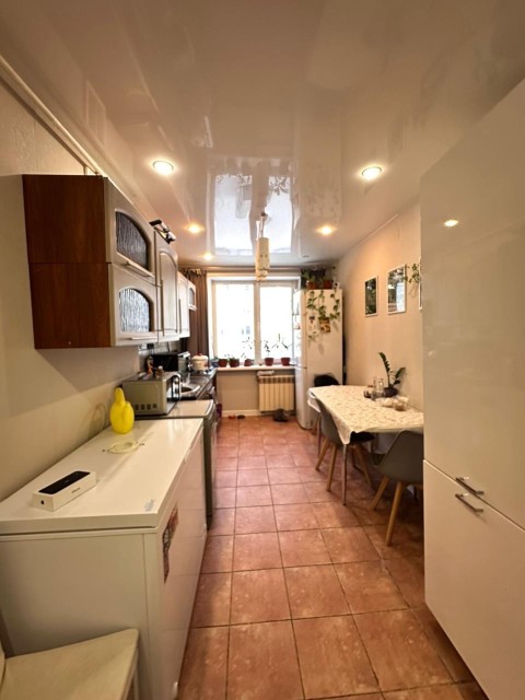 2 комн., 46 м², КПД, 202 мкрн.