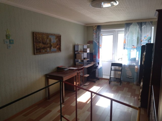 2 комн., 47 м², Блочный, Дом быта 12