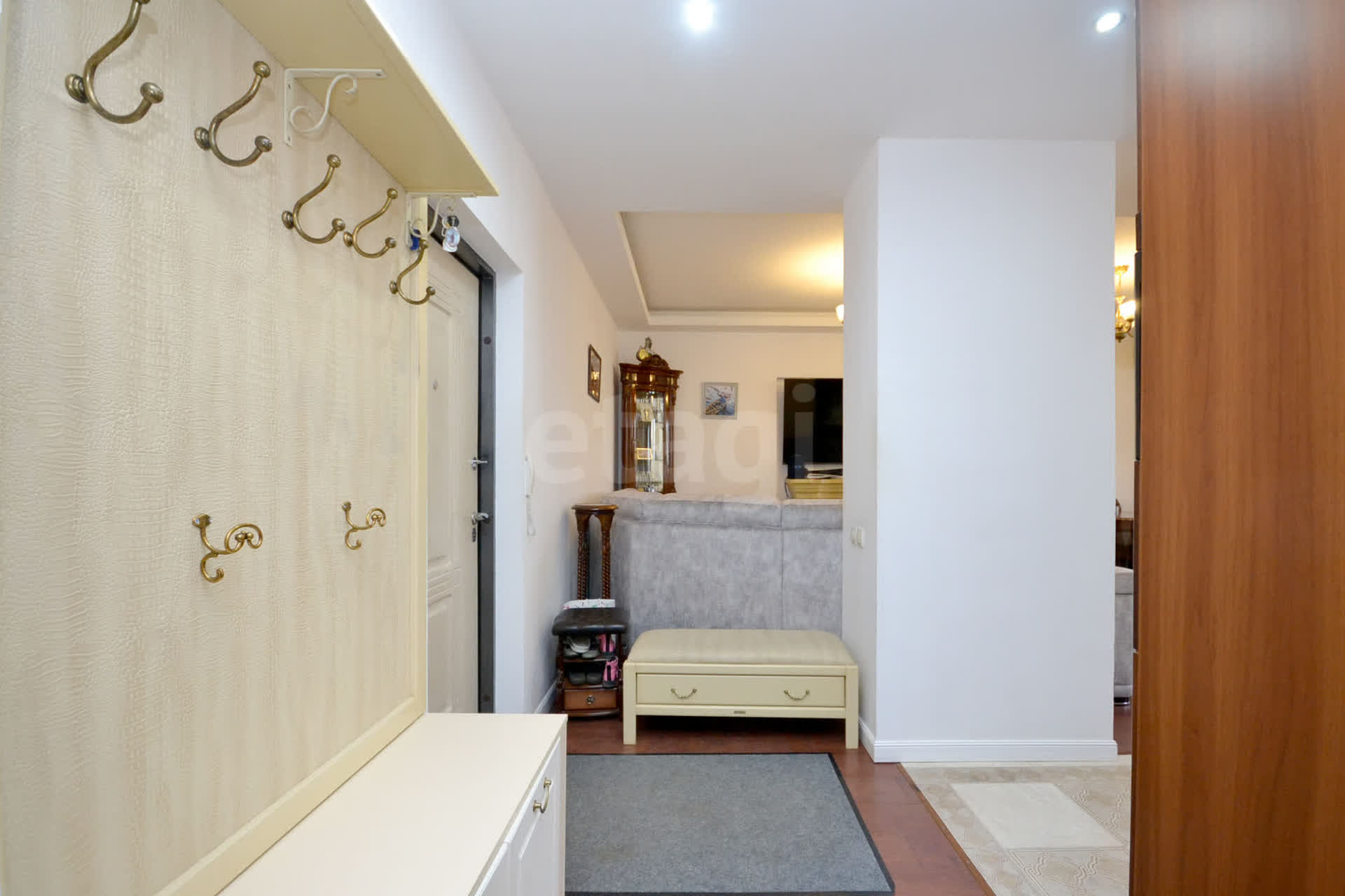 3 комн., 81 м², Монолитно-каркасный 5