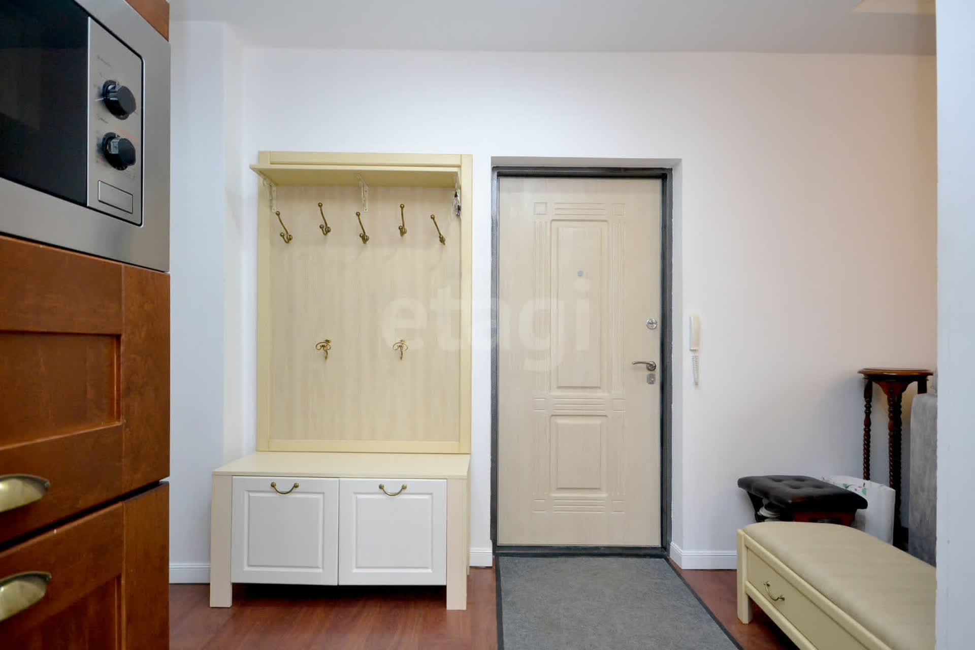 3 комн., 81 м², Монолитно-каркасный 4