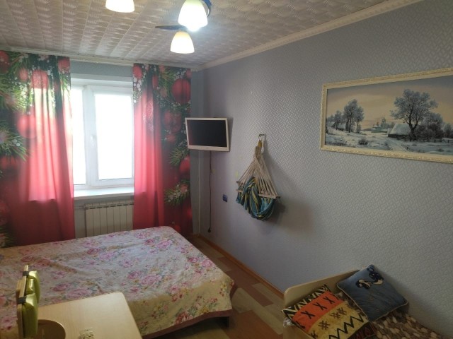 2 комн., 47 м², Блочный, Дом быта 2