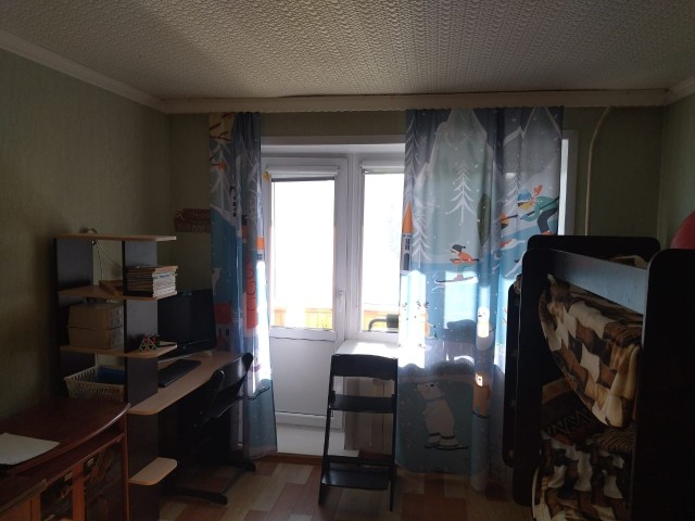 2 комн., 47 м², Блочный, Дом быта 11