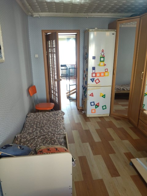 2 комн., 47 м², Блочный, Дом быта 7