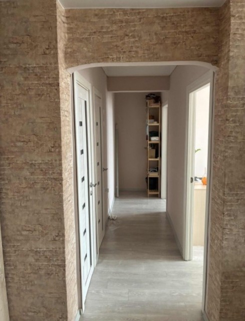 3 комн., 63 м², КПД, Студгородок 3