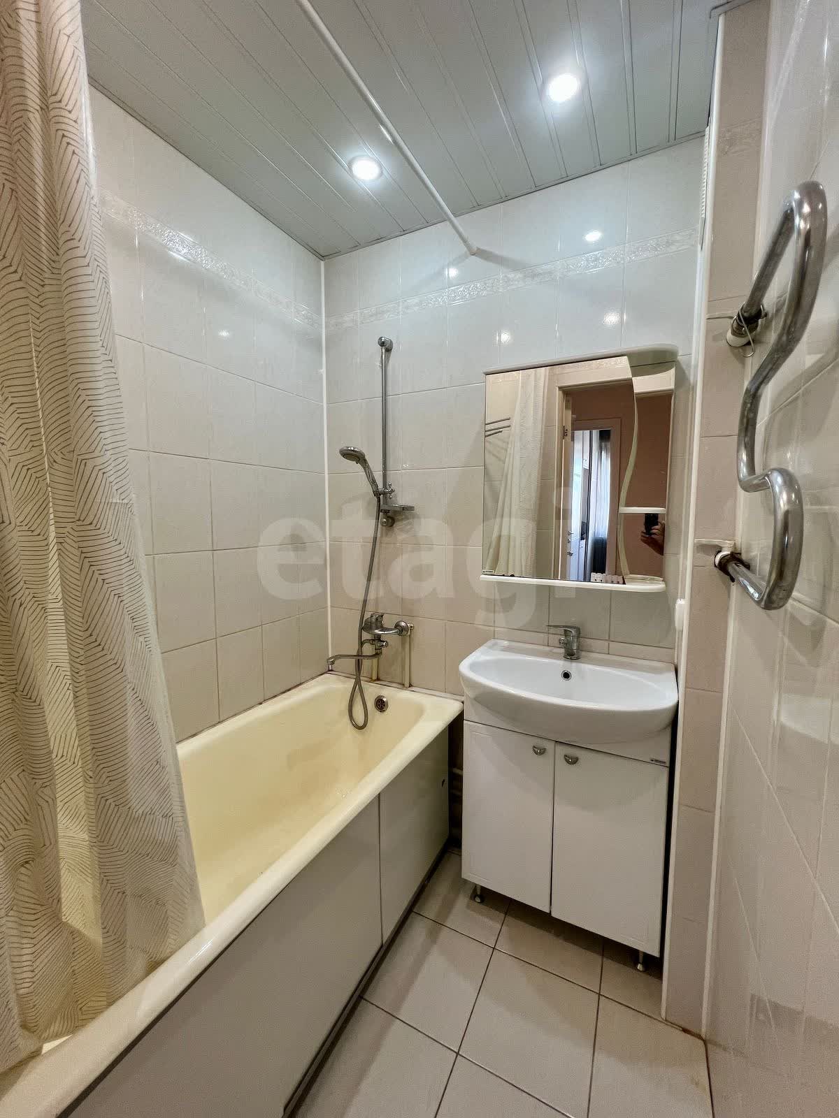 4 комн., 70 м², КПД 8