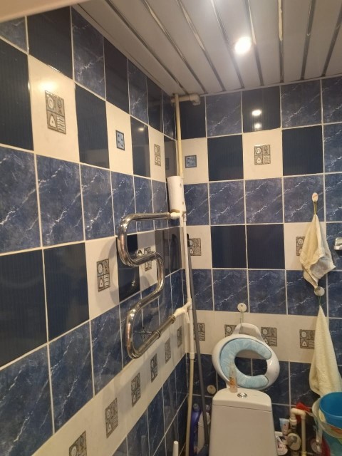 2 комн., 47 м², Блочный, Дом быта 18