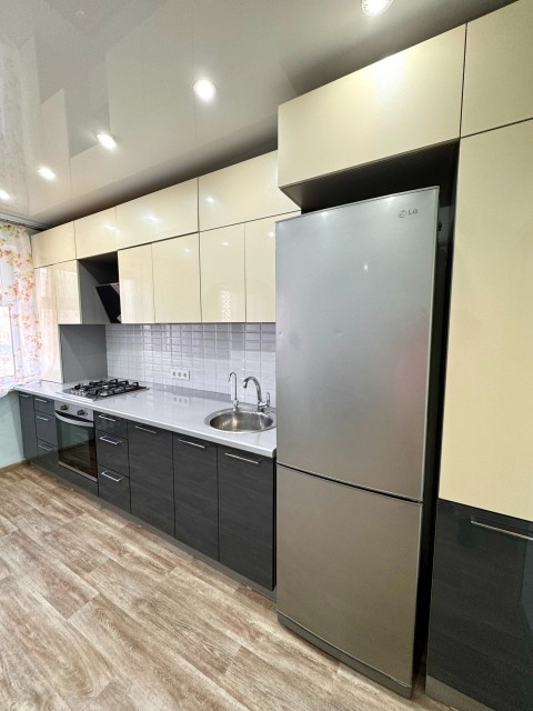 3 комн., 72 м², КПД, Старый город 3