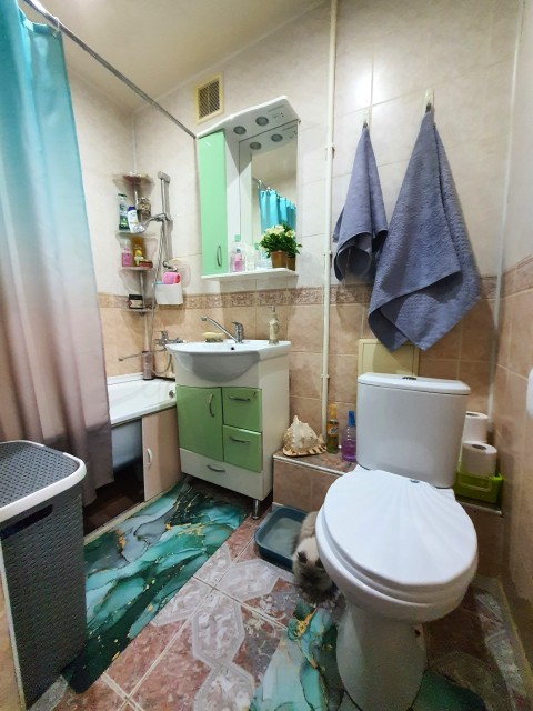 2 комн., 57 м², Блочный, Жатай 17