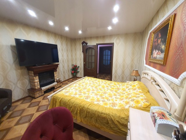 2 комн., 57 м², Блочный, Жатай 14